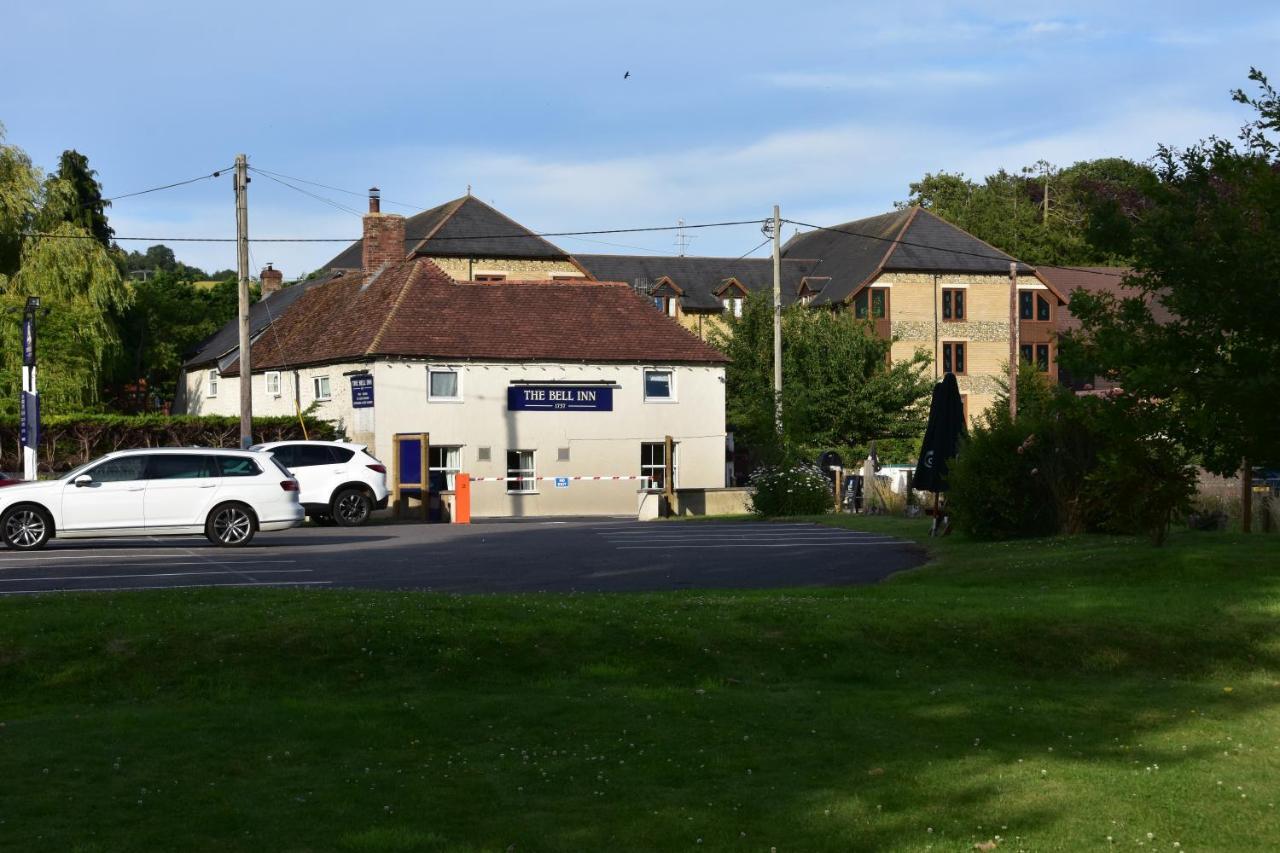 Inn The Bell